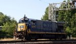 CSX 5847 passes under the signals at Charlie Baker